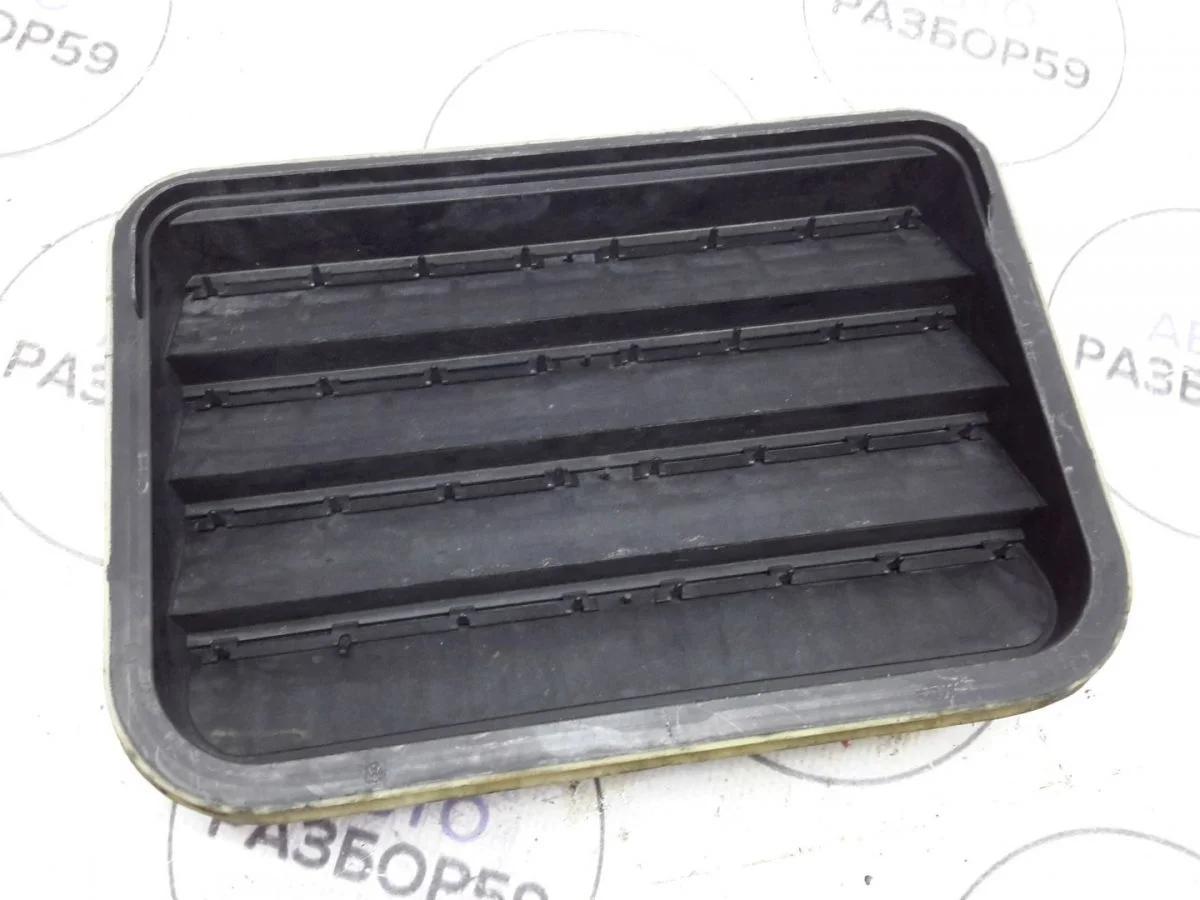 Решетка вентиляционная Volkswagen Touareg II (2010—2014)