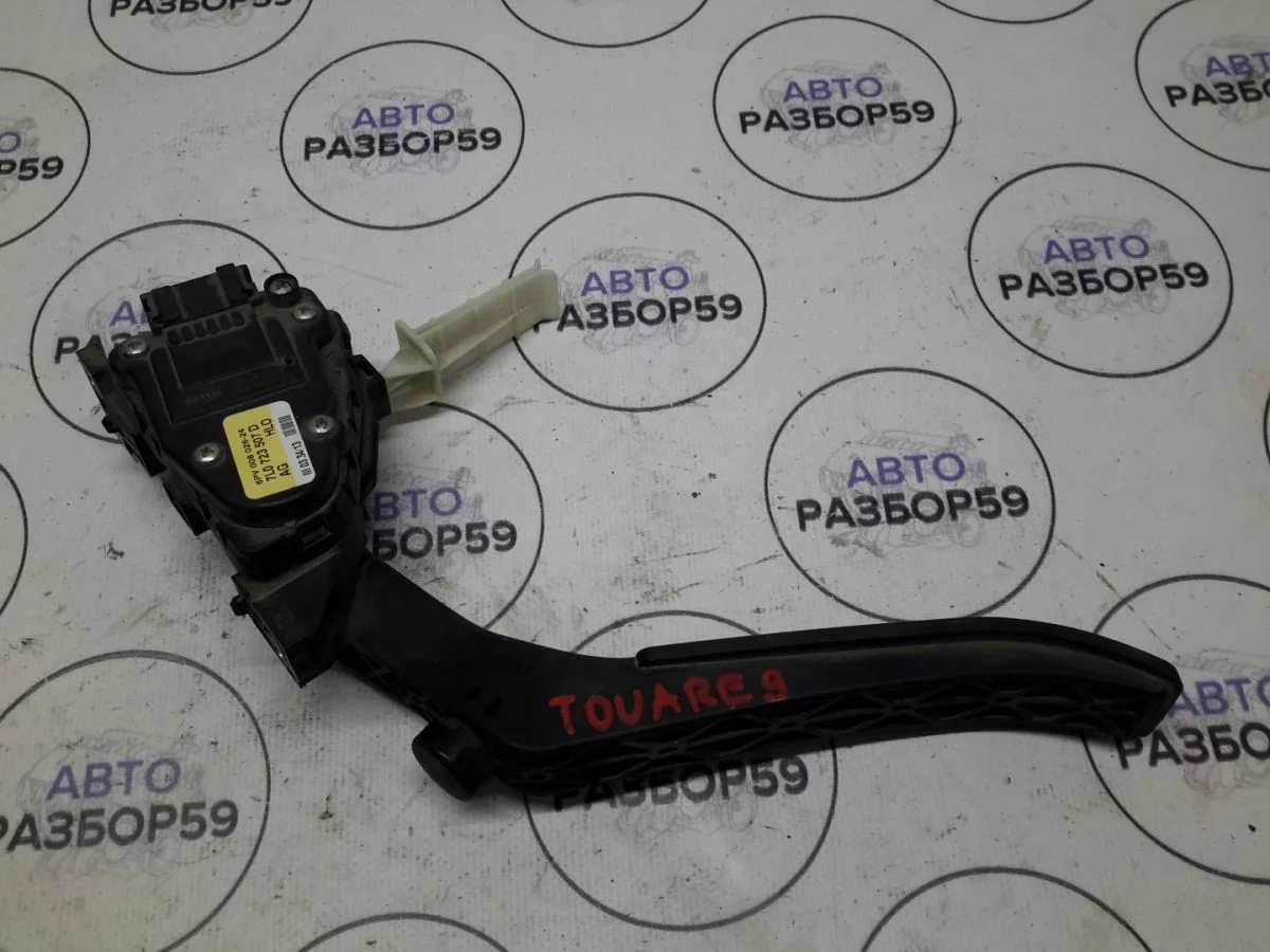 Педаль газа Volkswagen Touareg II (2010—2014)