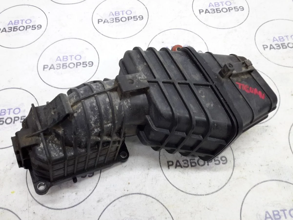 Воздуховод турбокомпрессора Volkswagen Tiguan I (2007—2011)