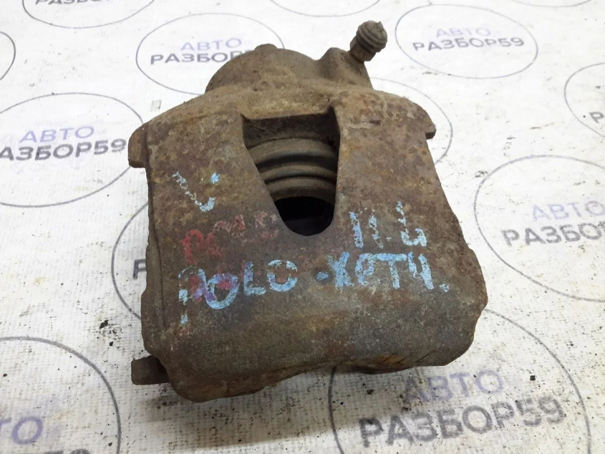 Суппорт передний левый Volkswagen Polo V рестайлинг (2015—2020)