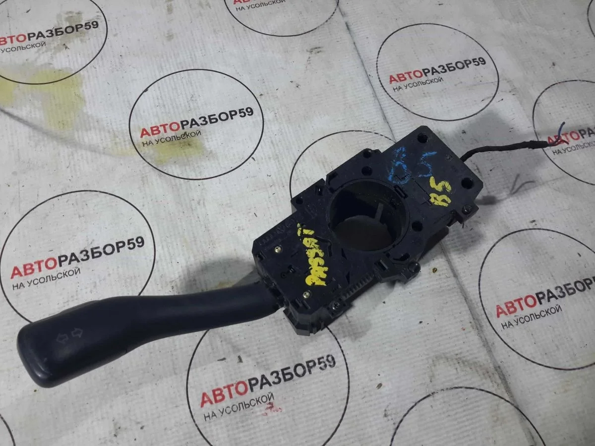 Переключатель поворотников Volkswagen Passat B5 рестайлинг (2000—2005)