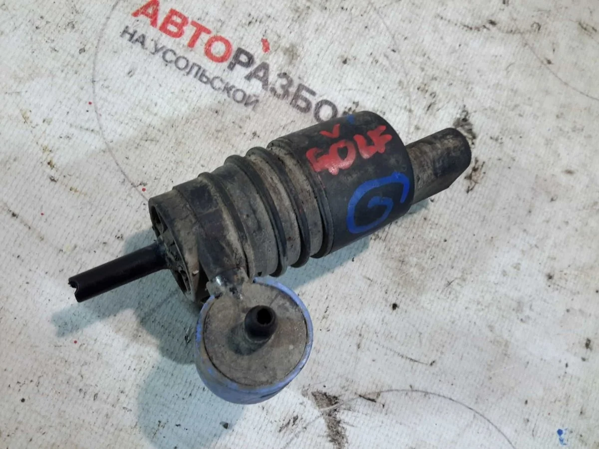 Насос омывателя Volkswagen Golf Mk6 (2008—2012)