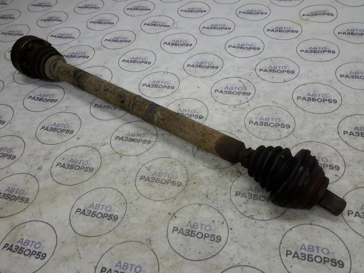 Привод передний правый Volkswagen Golf Mk5 (2003—2009)