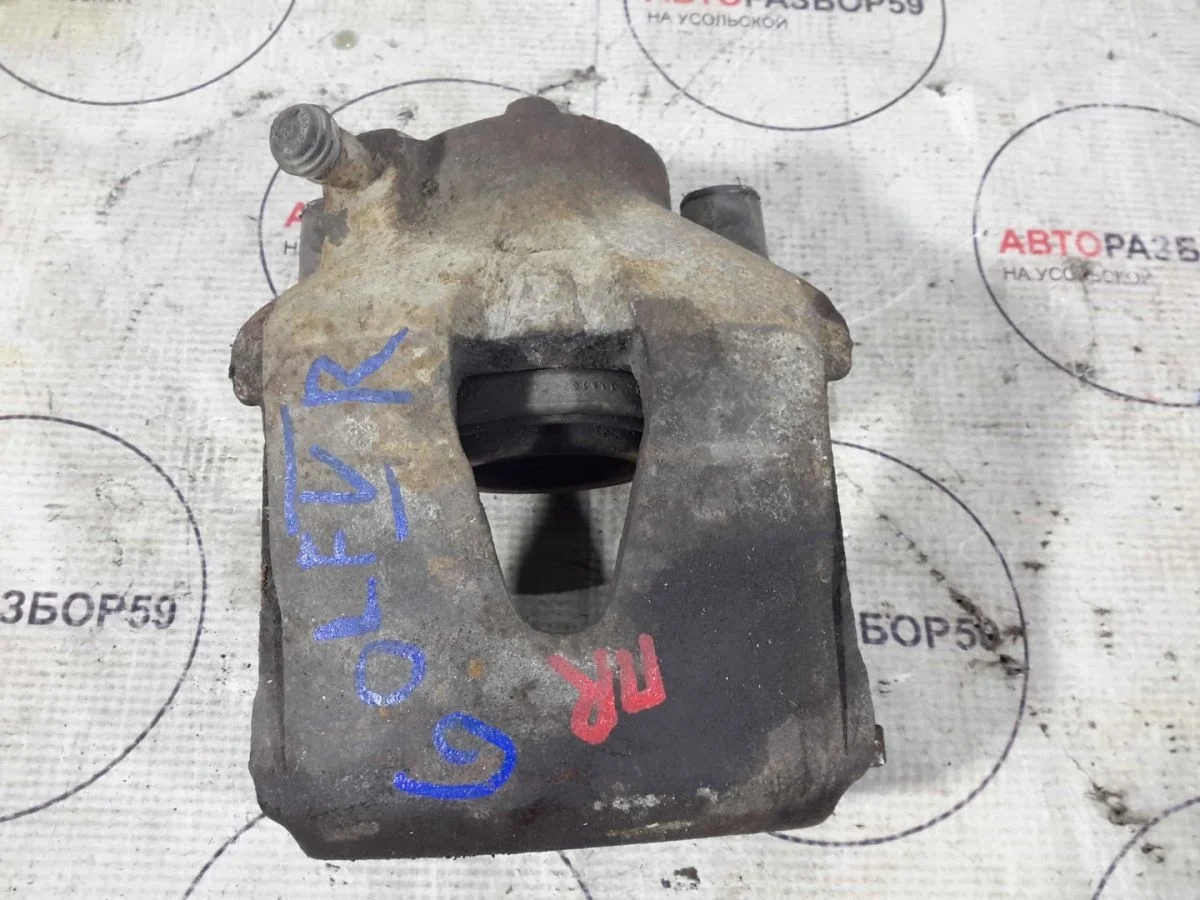 Суппорт передний правый Volkswagen Golf Mk5 (2003—2009)