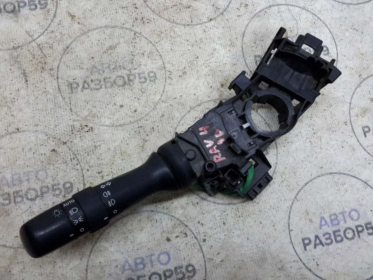 Переключатель поворотников Toyota RAV4 III (2005—2010)