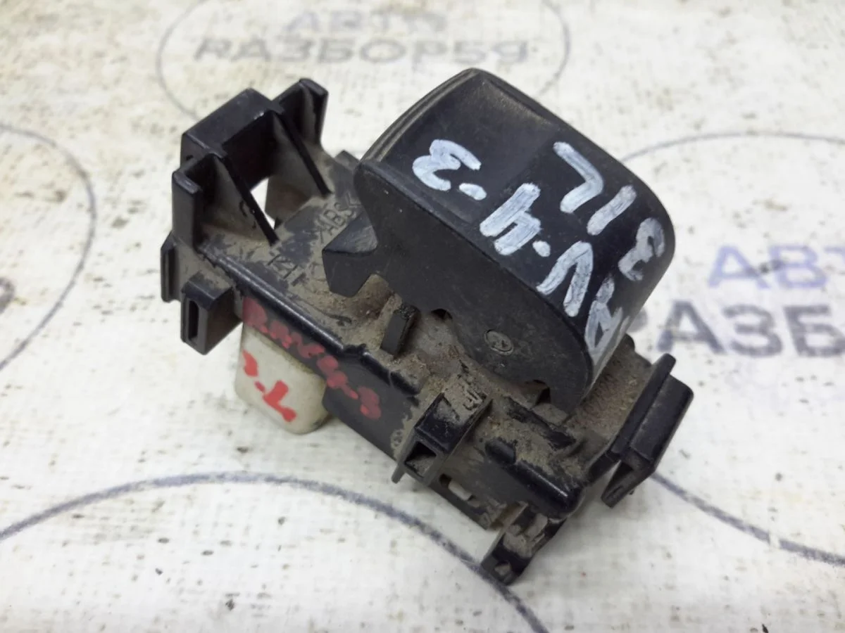 Кнопка стеклоподъемника Toyota RAV4 III рестайлинг (2009—2016)