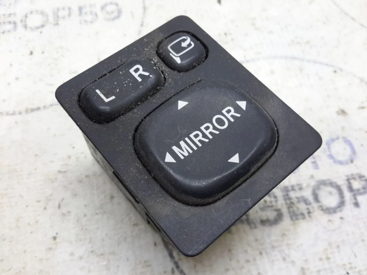 Блок управления зеркалами Toyota RAV4 III рестайлинг (2009—2016)