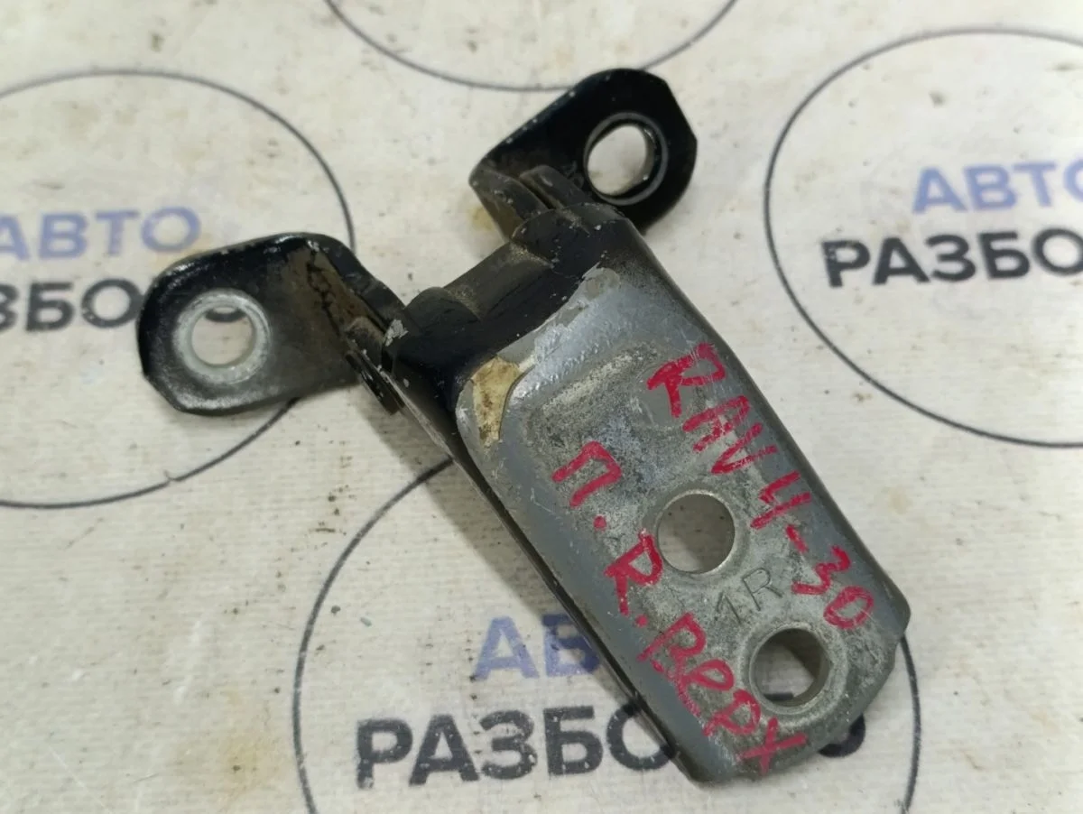 Петля двери Toyota RAV4 III рестайлинг (2009—2016)