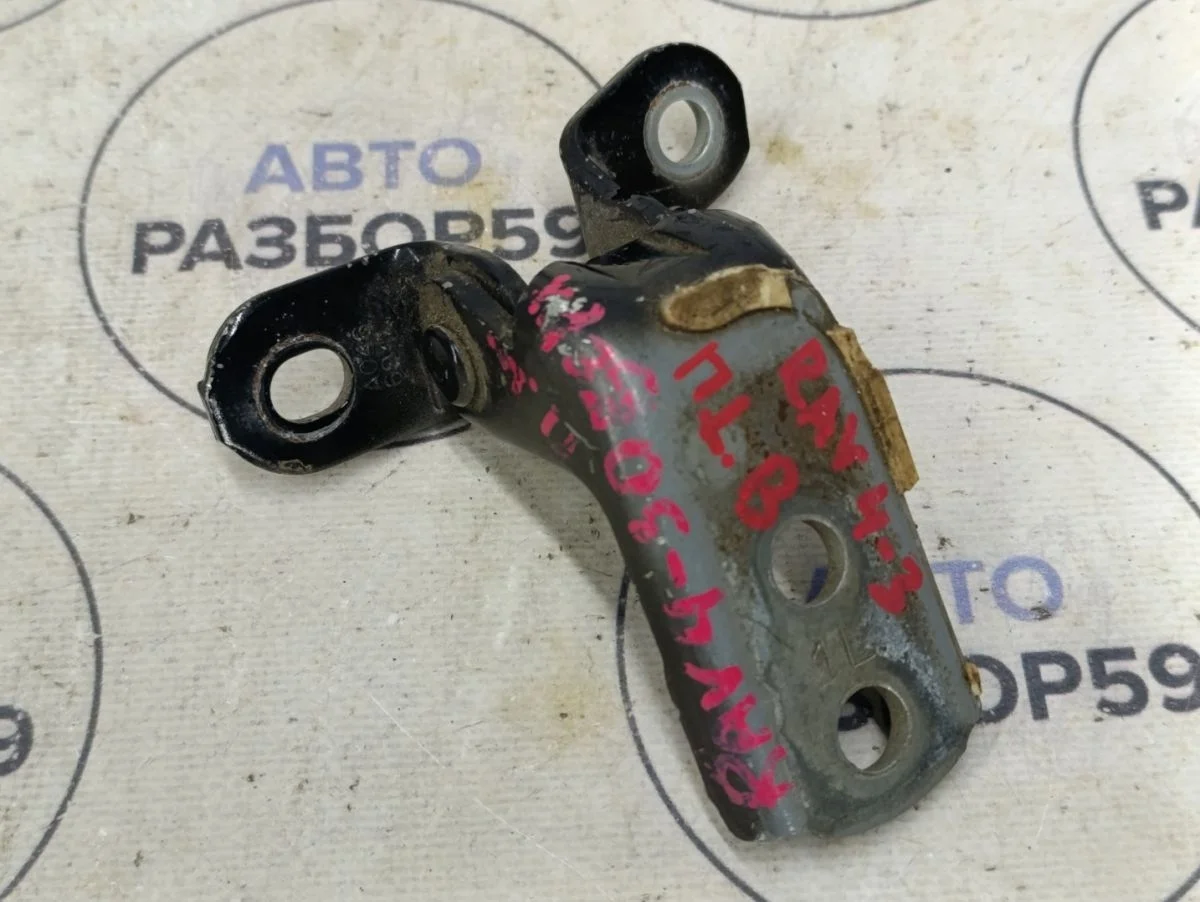 Петля двери Toyota RAV4 III рестайлинг (2009—2016)