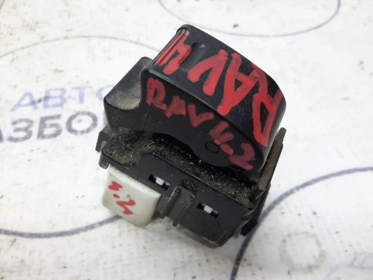 Кнопка стеклоподъемника Toyota RAV4 II (2000—2003)