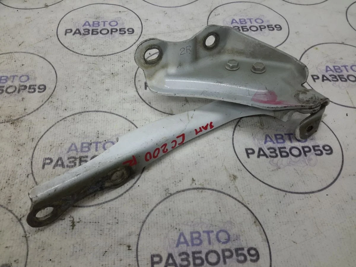 Петля капота Toyota Land Cruiser 200 рестайлинг (2012—2015)