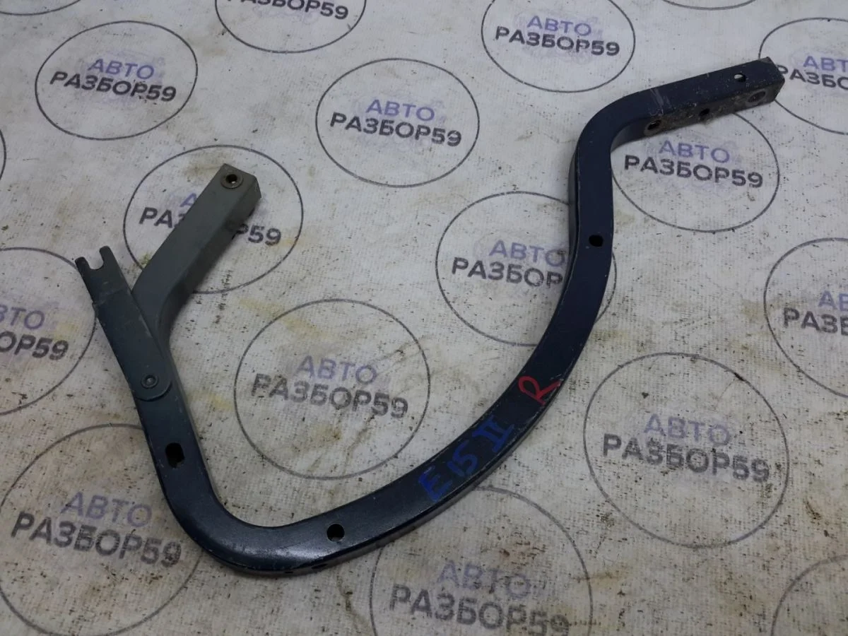 Петля багажника Toyota Corolla X (2006—2010)