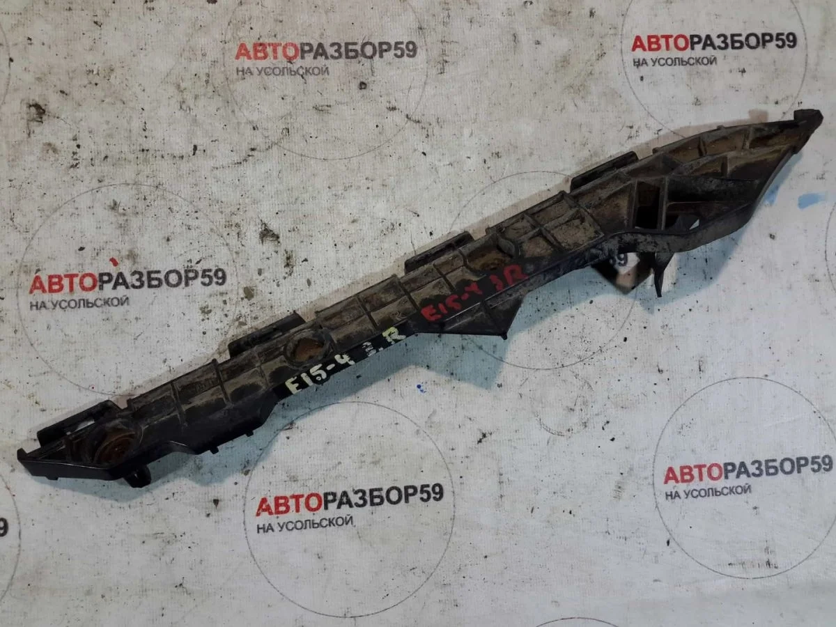 Кронштейн заднего бампера Toyota Corolla X (2006—2010)