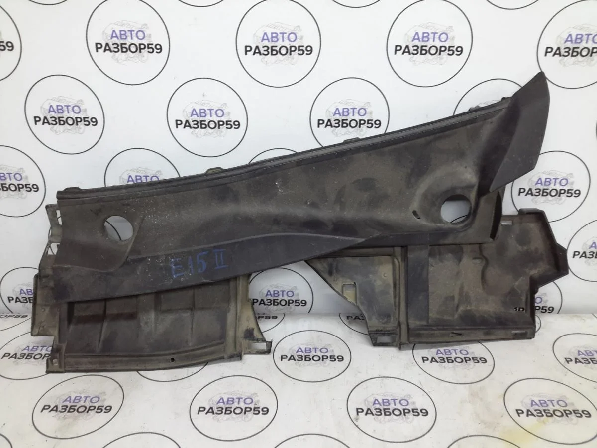 Жабо Toyota Corolla X (2006—2010)