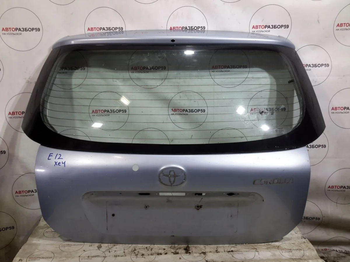 Дверь багажника Toyota Corolla IX (2000—2004)