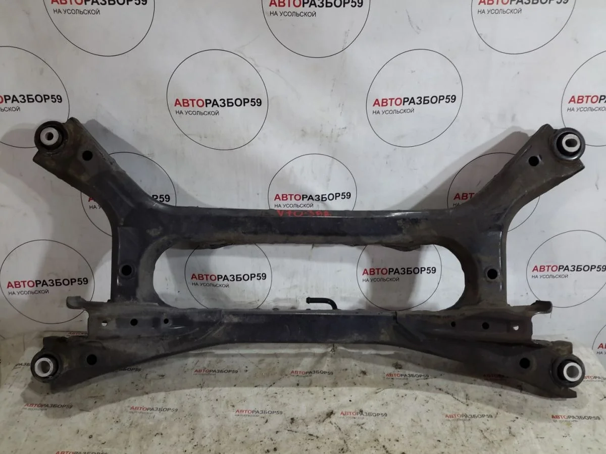 Подрамник задний Toyota Camry XV70 (2017—2021)