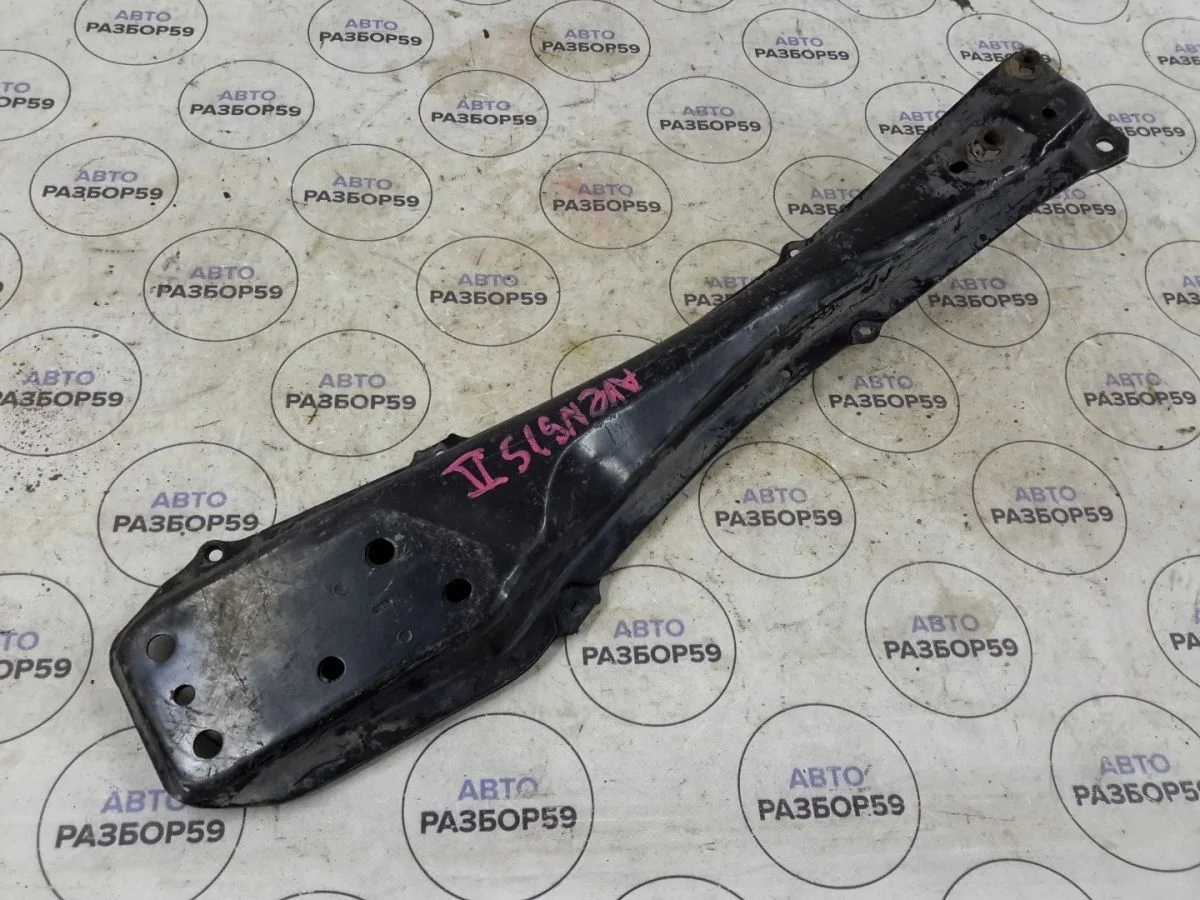 Балка передняя Toyota Avensis T250 (2003—2006)