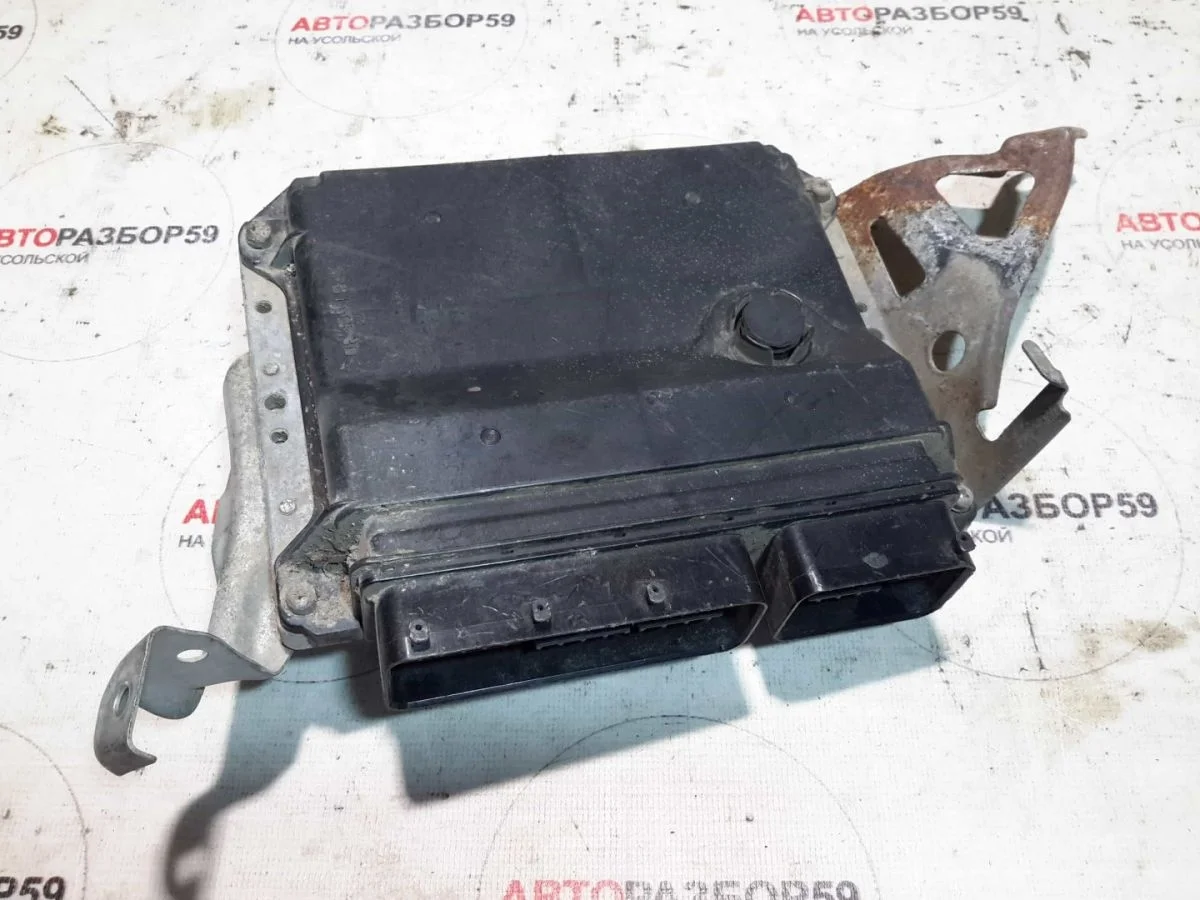 Блок управления двигателем Toyota Auris E150 (2006—2010)