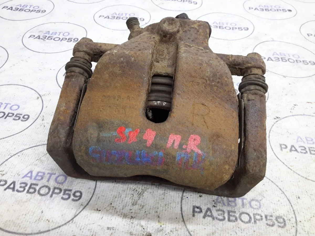 Суппорт передний правый Suzuki SX4 I (2006—2009)