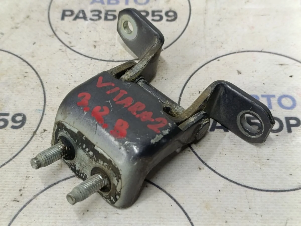 Петля двери Suzuki Grand Vitara II (2005—2008)