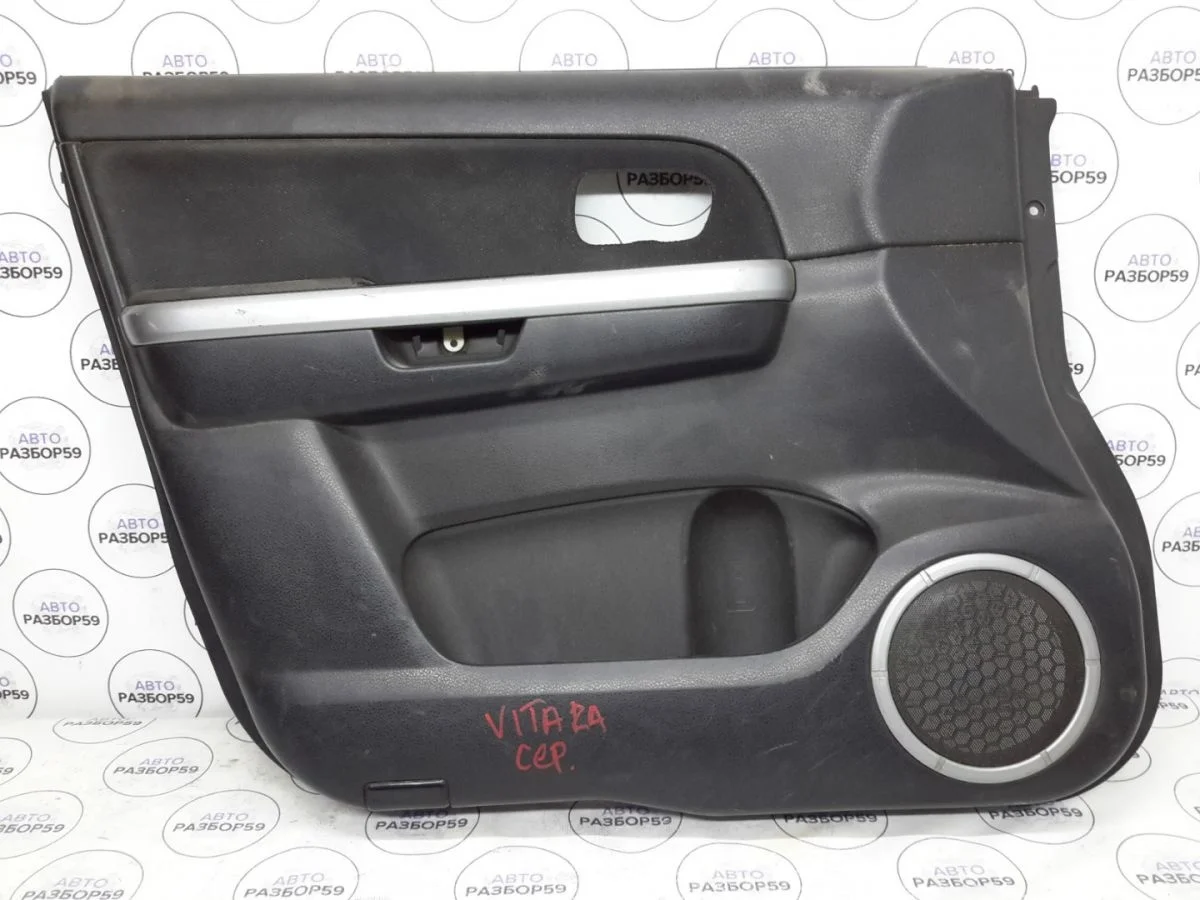 Обшивка двери передней левой Suzuki Grand Vitara II (2005—2008)