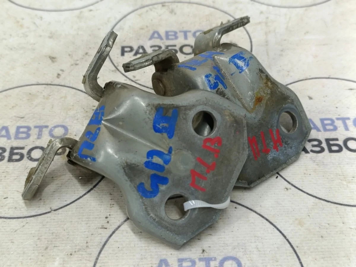 Петля двери Subaru Impreza GH (2007—2011)