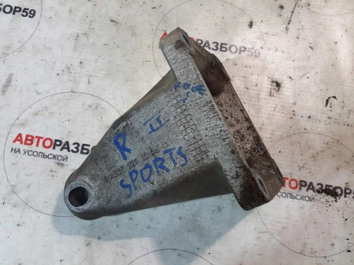 Кронштейн двигателя правый SsangYong Actyon Sports I (2006—2012)