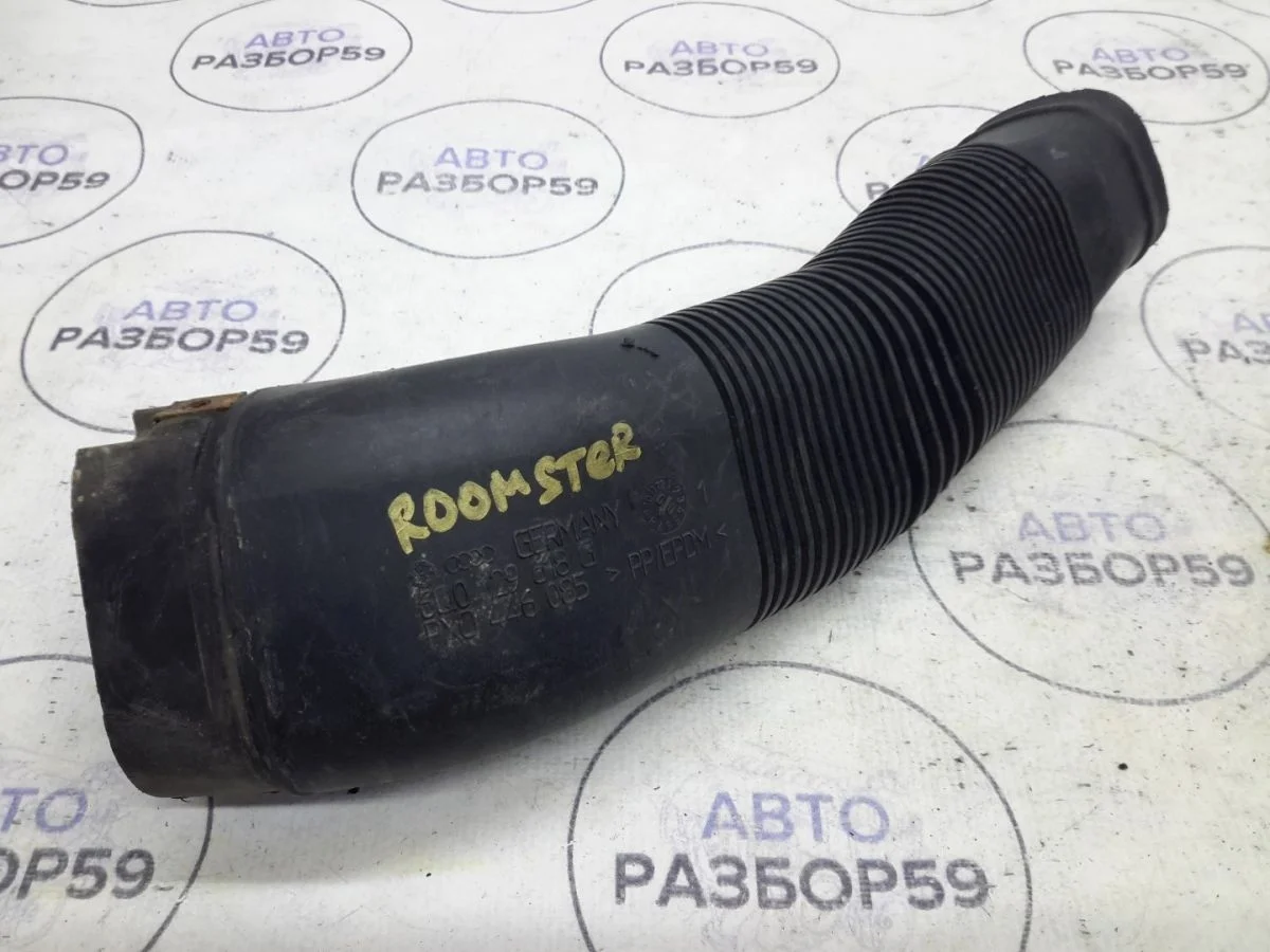 Патрубок воздушного фильтра Skoda Roomster I (2006—2010)