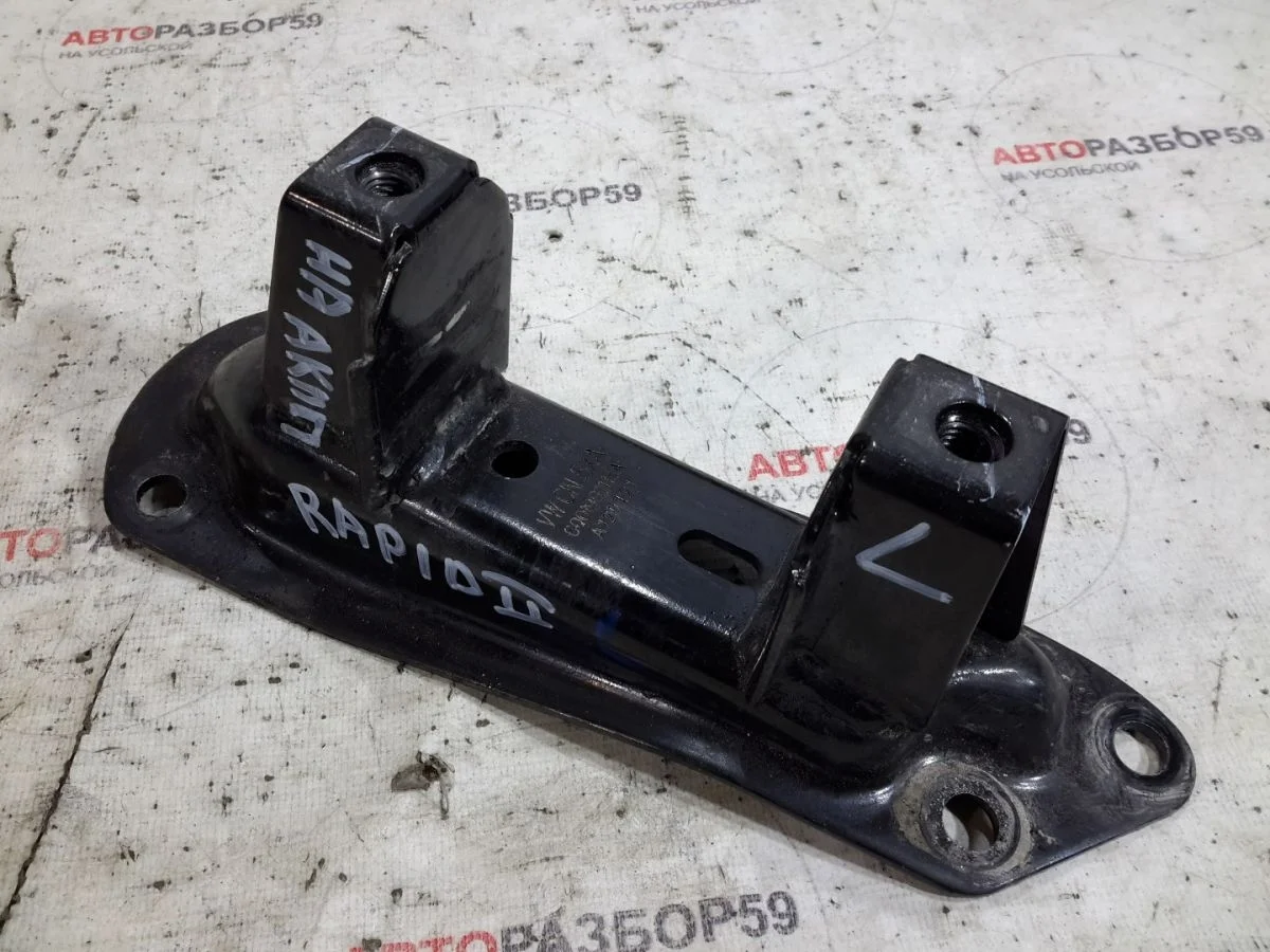 Кронштейн КПП левый Skoda Rapid II (2019—2025)