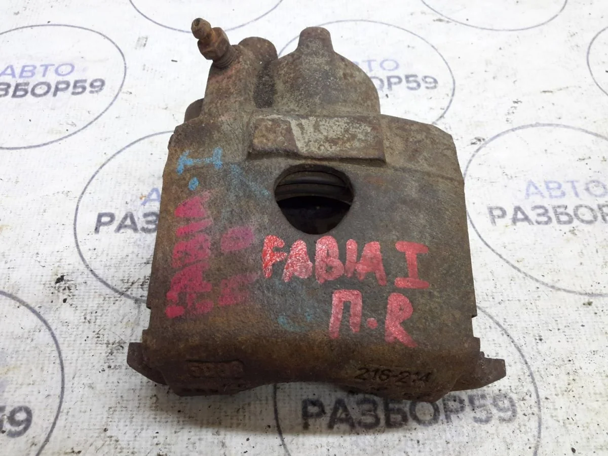 Суппорт передний правый Skoda Fabia I (1999—2004)