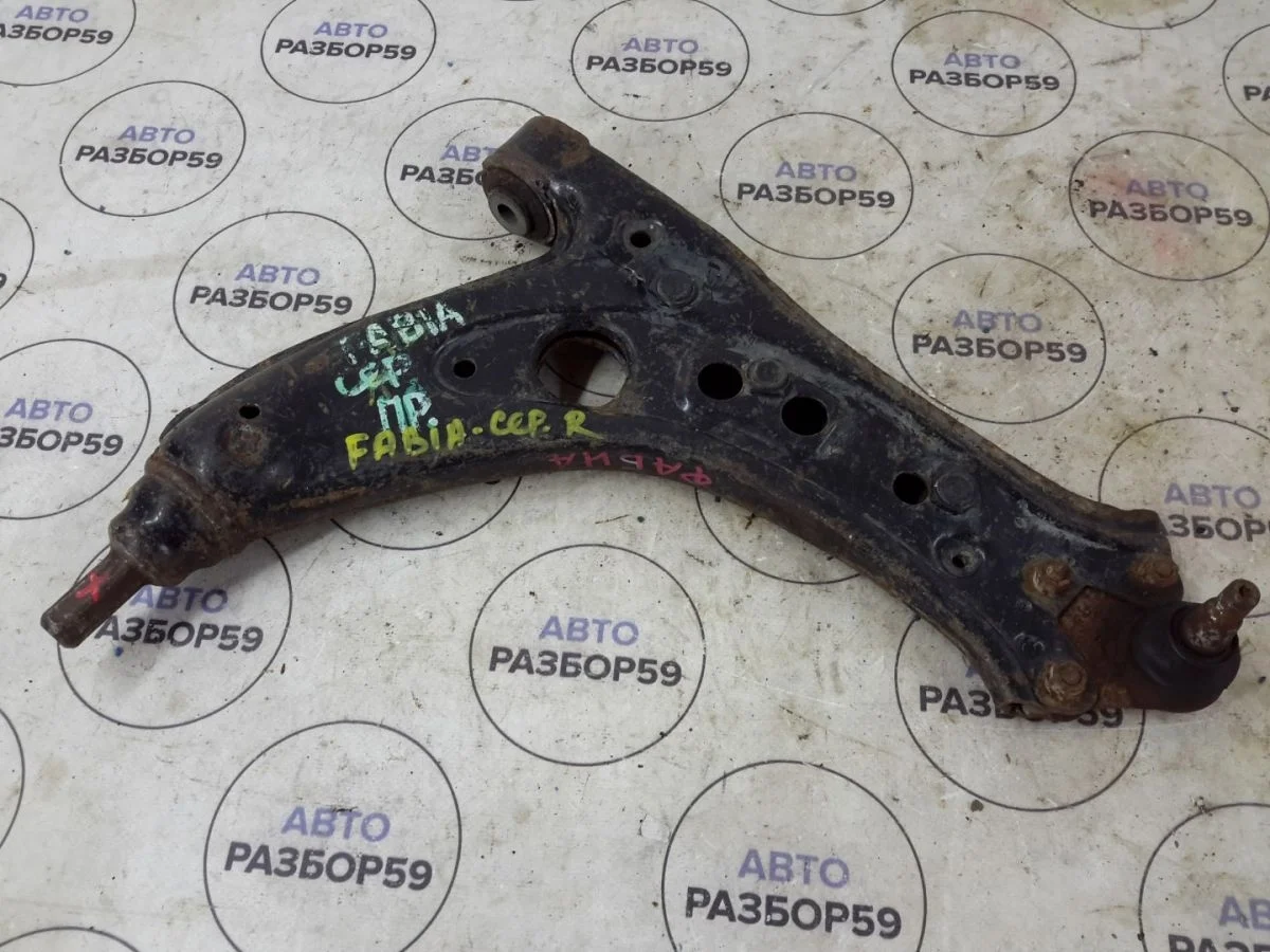 Рычаг передний Skoda Fabia I (1999—2004)