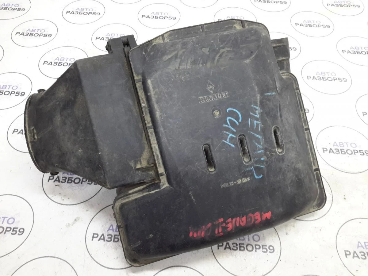Корпус воздушного фильтра Renault Megane II рестайлинг (2006—2009)