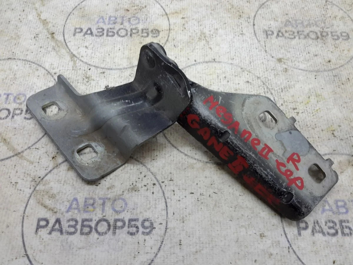 Петля капота Renault Megane II рестайлинг (2006—2009)