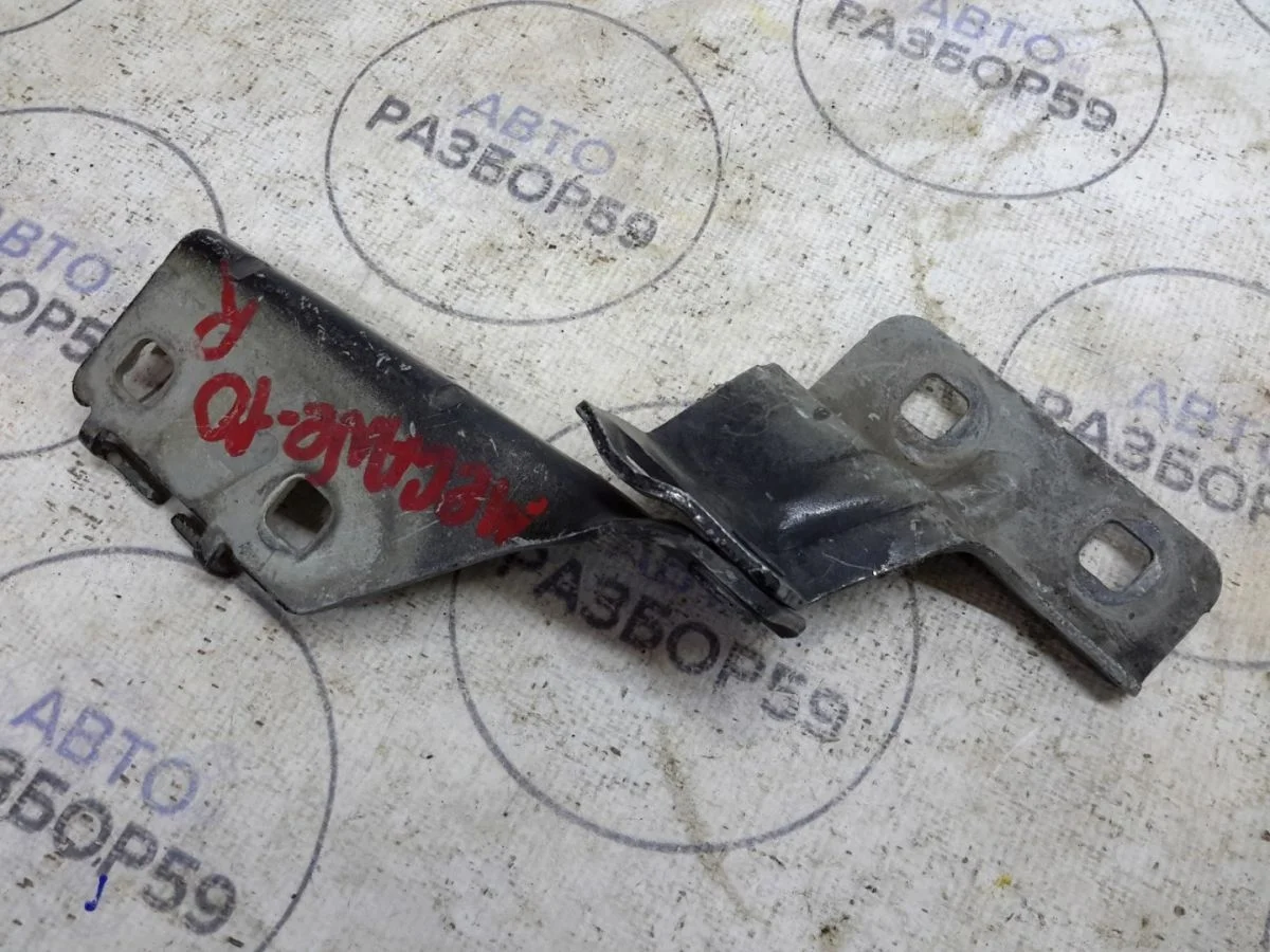 Петля капота Renault Megane II рестайлинг (2006—2009)