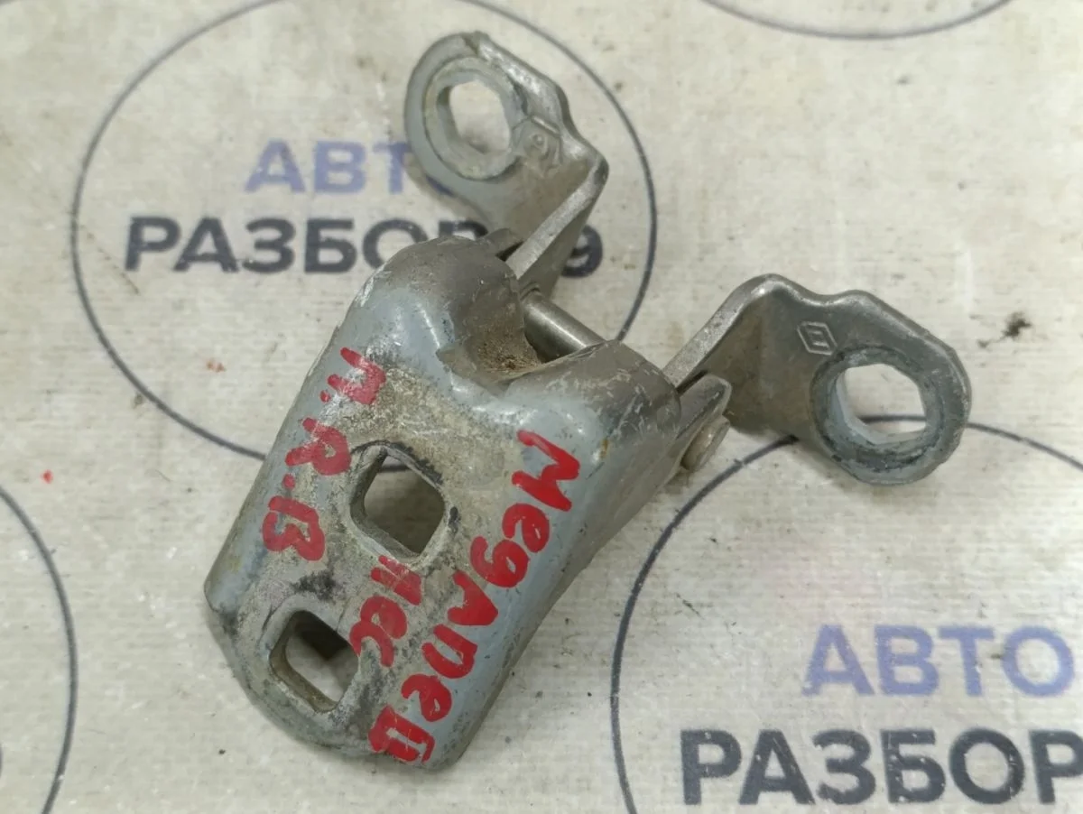 Петля двери Renault Megane II рестайлинг (2006—2009)