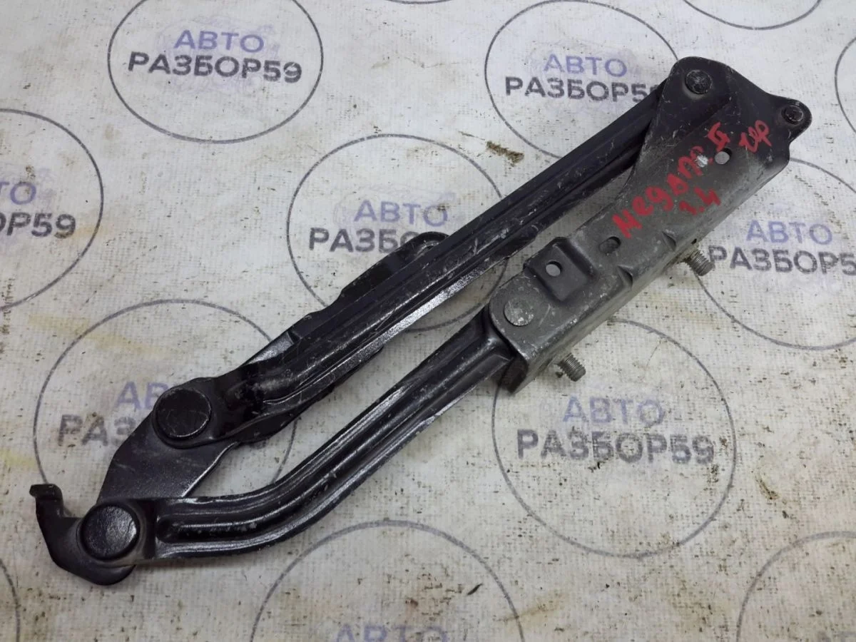 Петля багажника Renault Megane II рестайлинг (2006—2009)