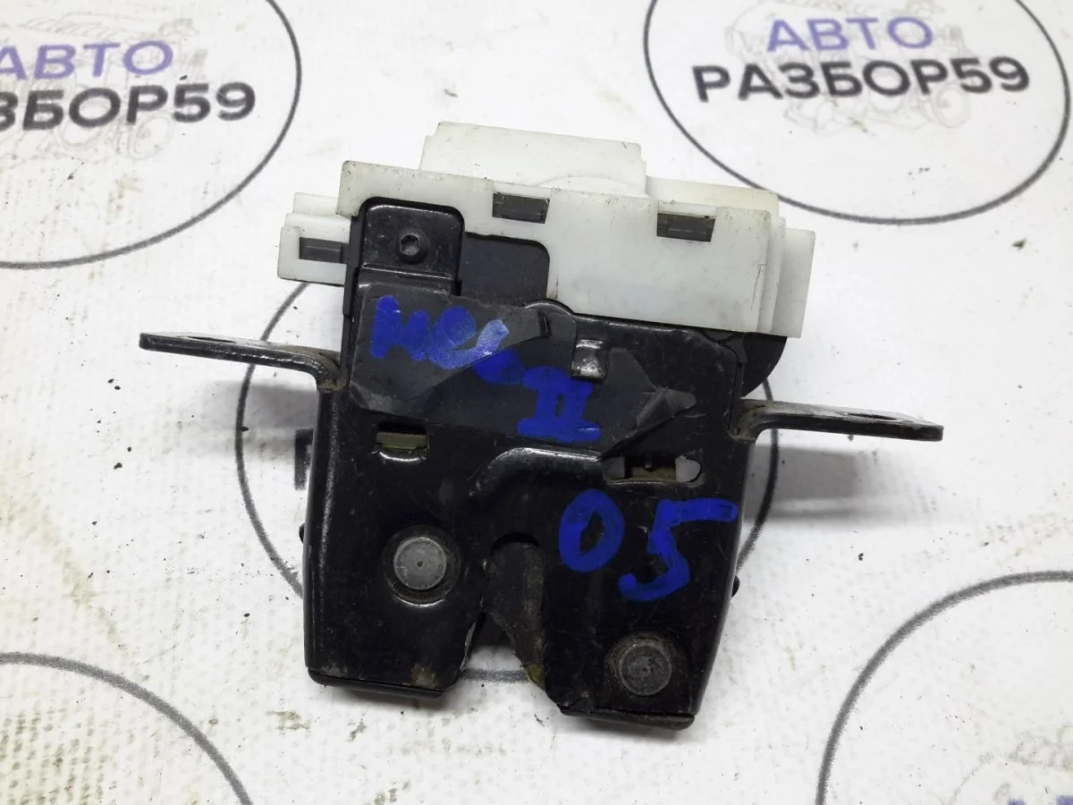 Замок багажника Renault Megane II рестайлинг (2006—2009)