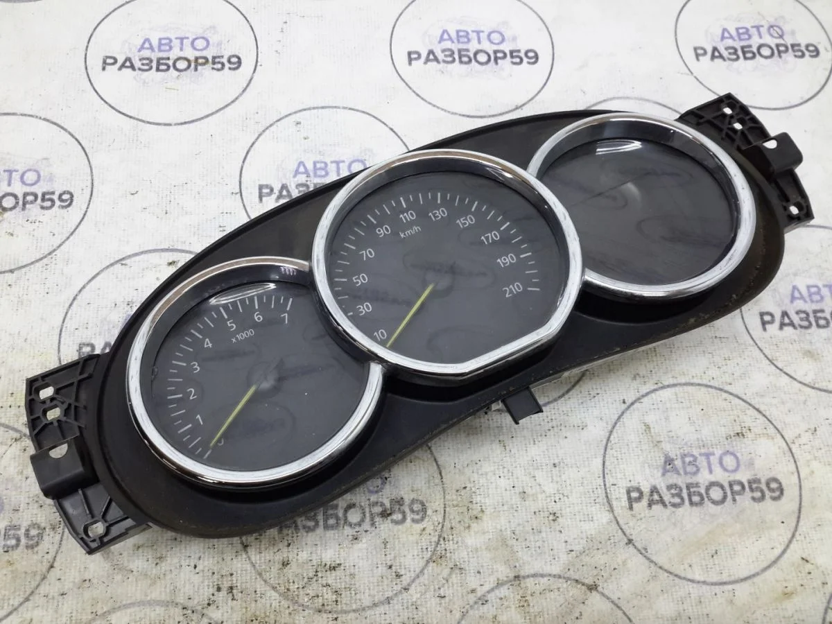 Панель приборов Renault Logan II (2012—2018)