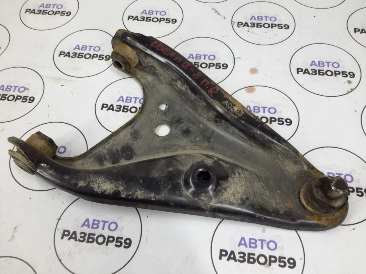 Рычаг передний правый Renault Logan II (2012—2018)