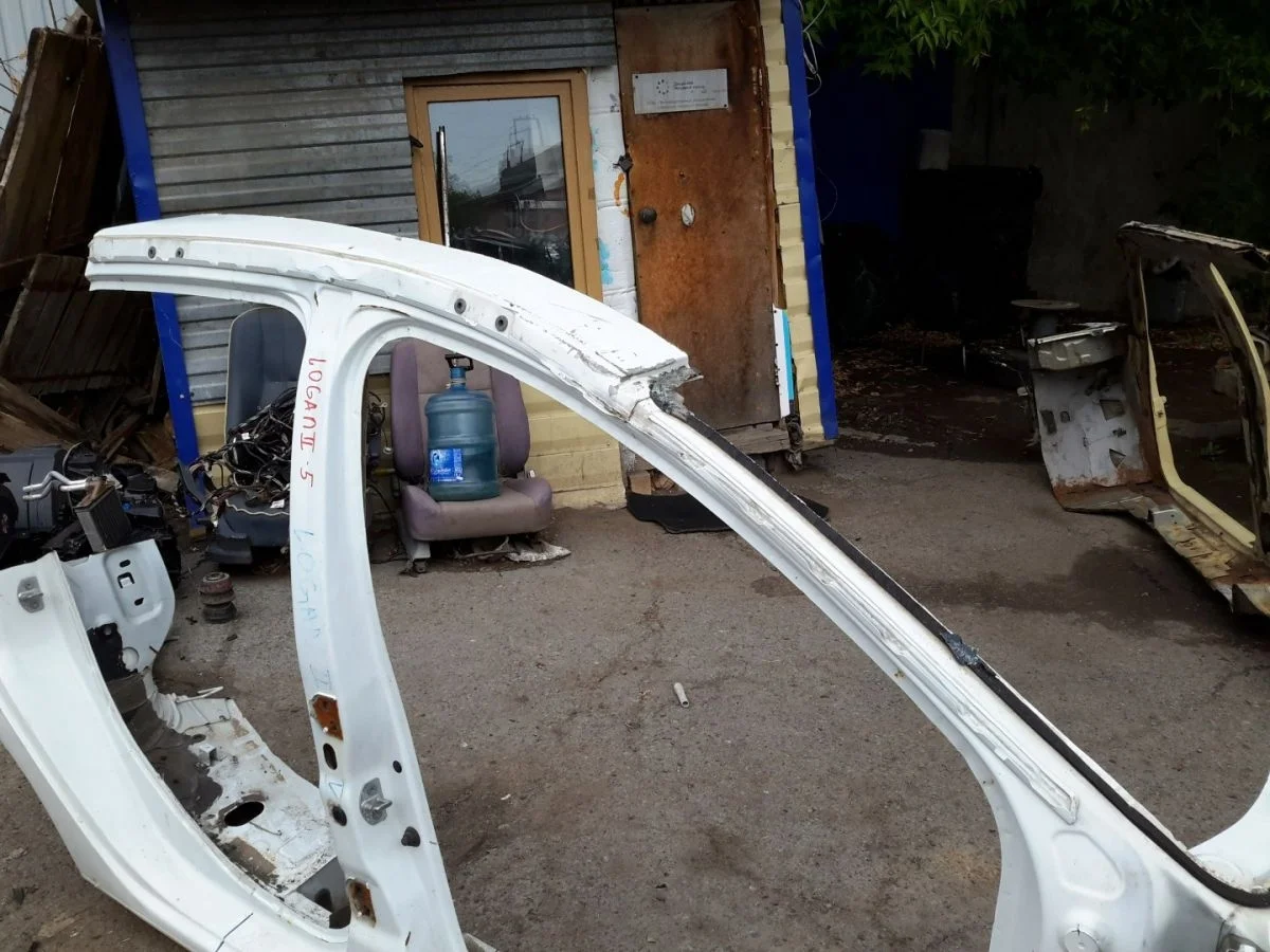 Крыша Renault Logan II (2012—2018)