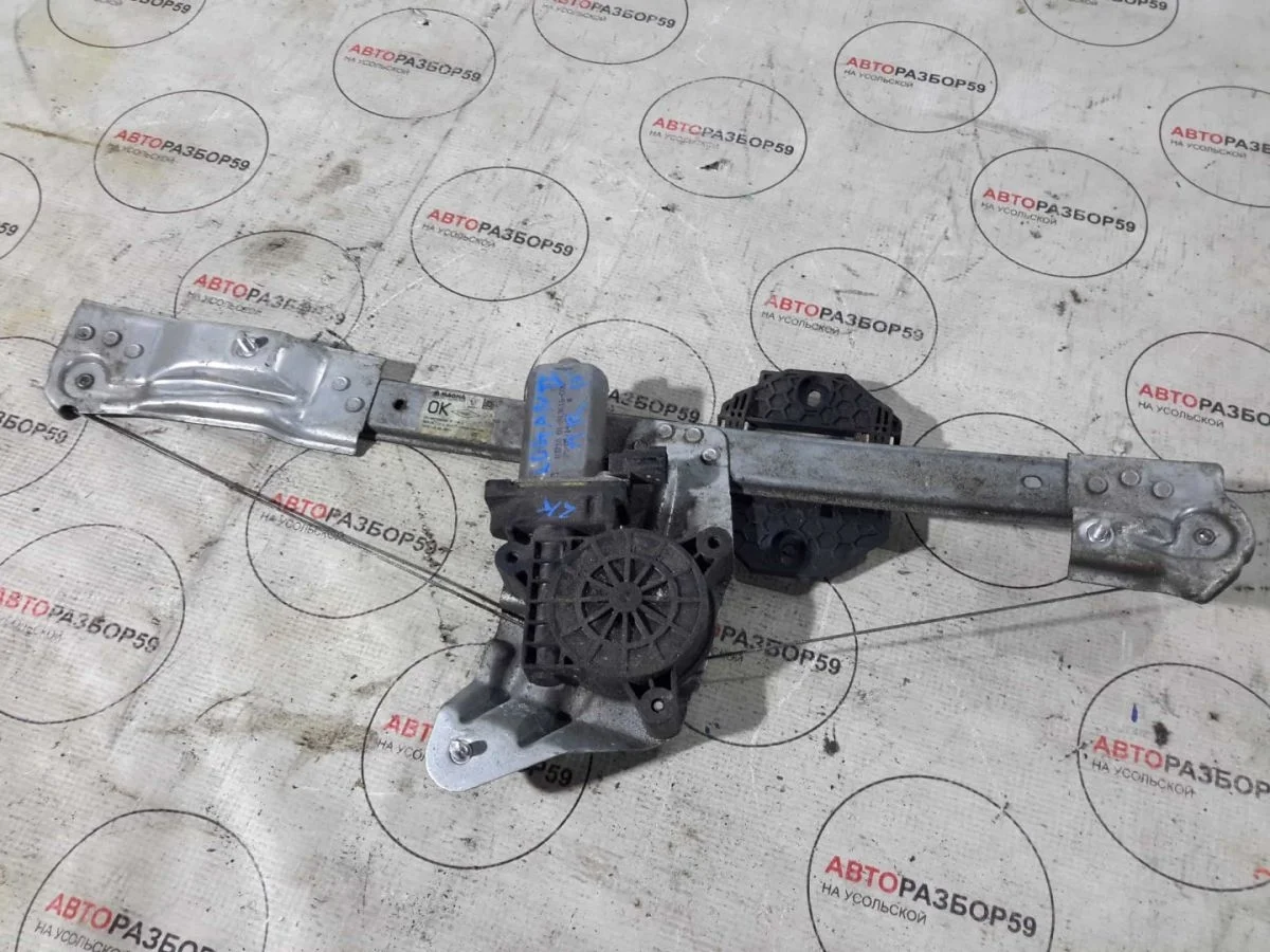 Стеклоподъемник передний правый Renault Logan II (2012—2018)