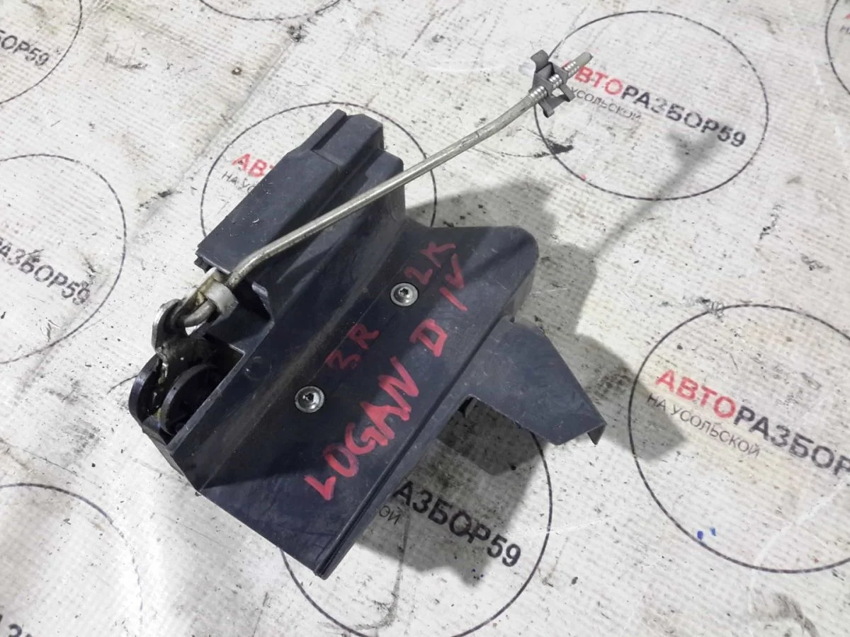 Замок задний правый Renault Logan II (2012—2018)