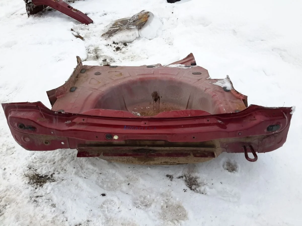 Панель задняя Renault Logan I рестайлинг (2009—2015)