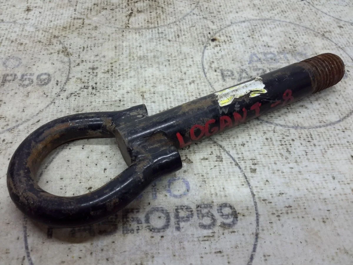 Багажники и фаркопы Renault Logan I рестайлинг (2009—2015)