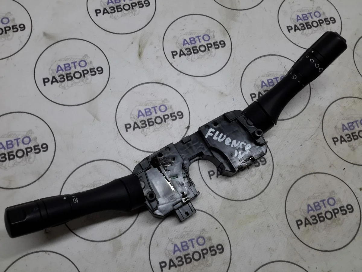 Переключатель подрулевой Renault Fluence I (2009—2013)