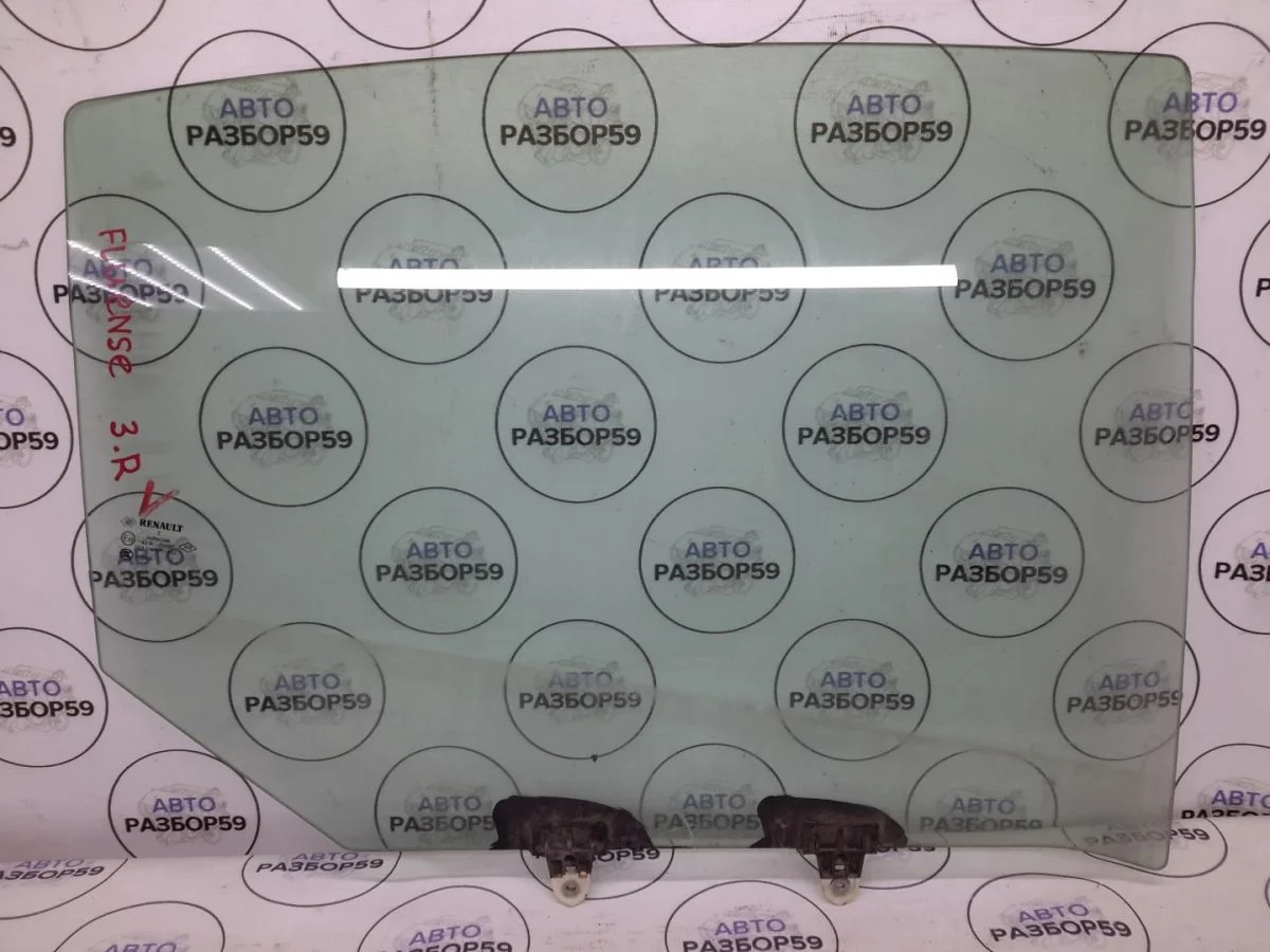 Стекло заднее правое Renault Fluence I (2009—2013)