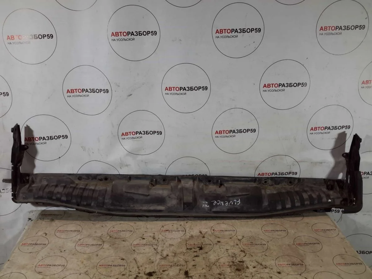 Жабо Renault Fluence I (2009—2013)