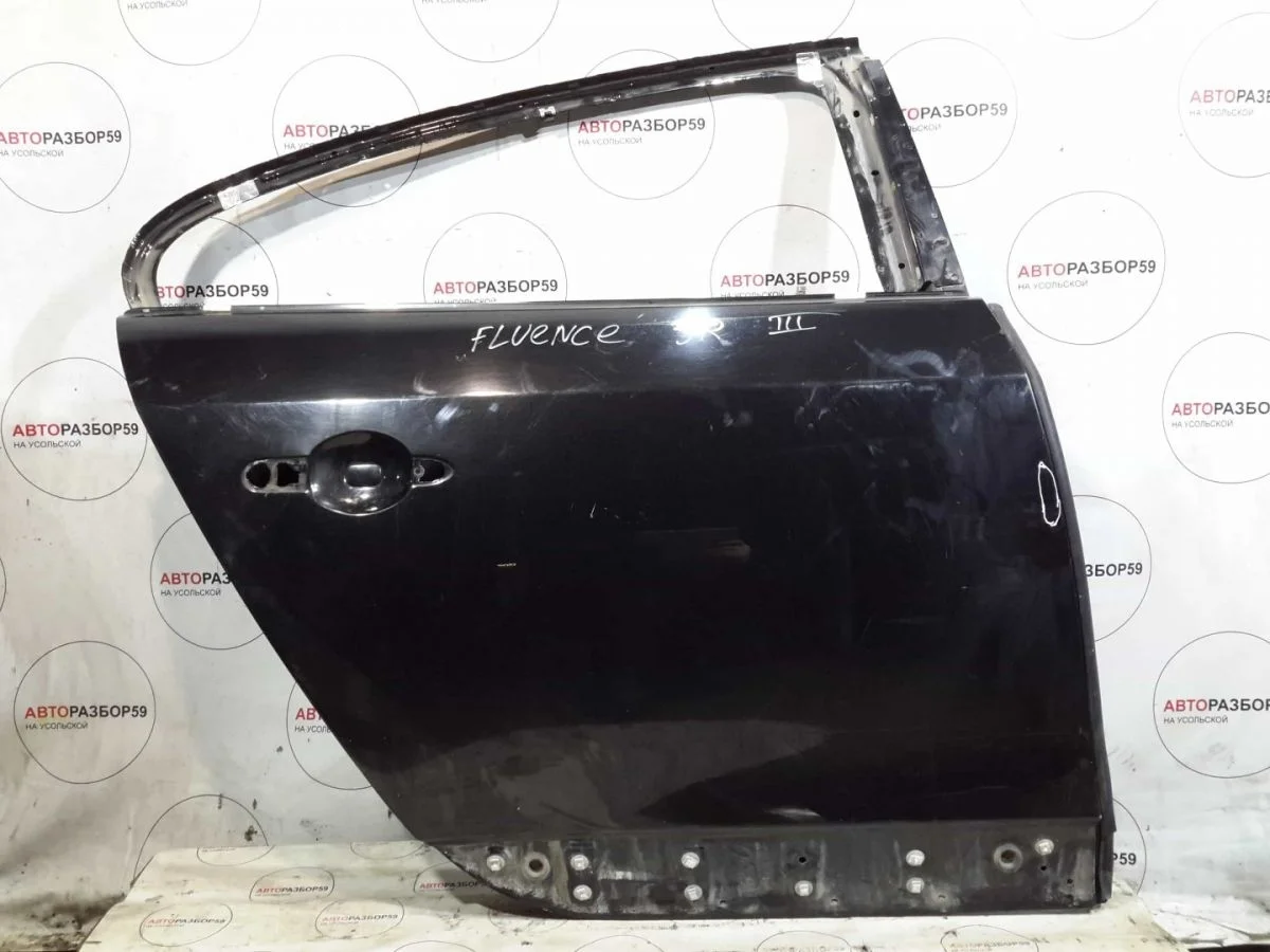 Дверь задняя правая Renault Fluence I (2009—2013)