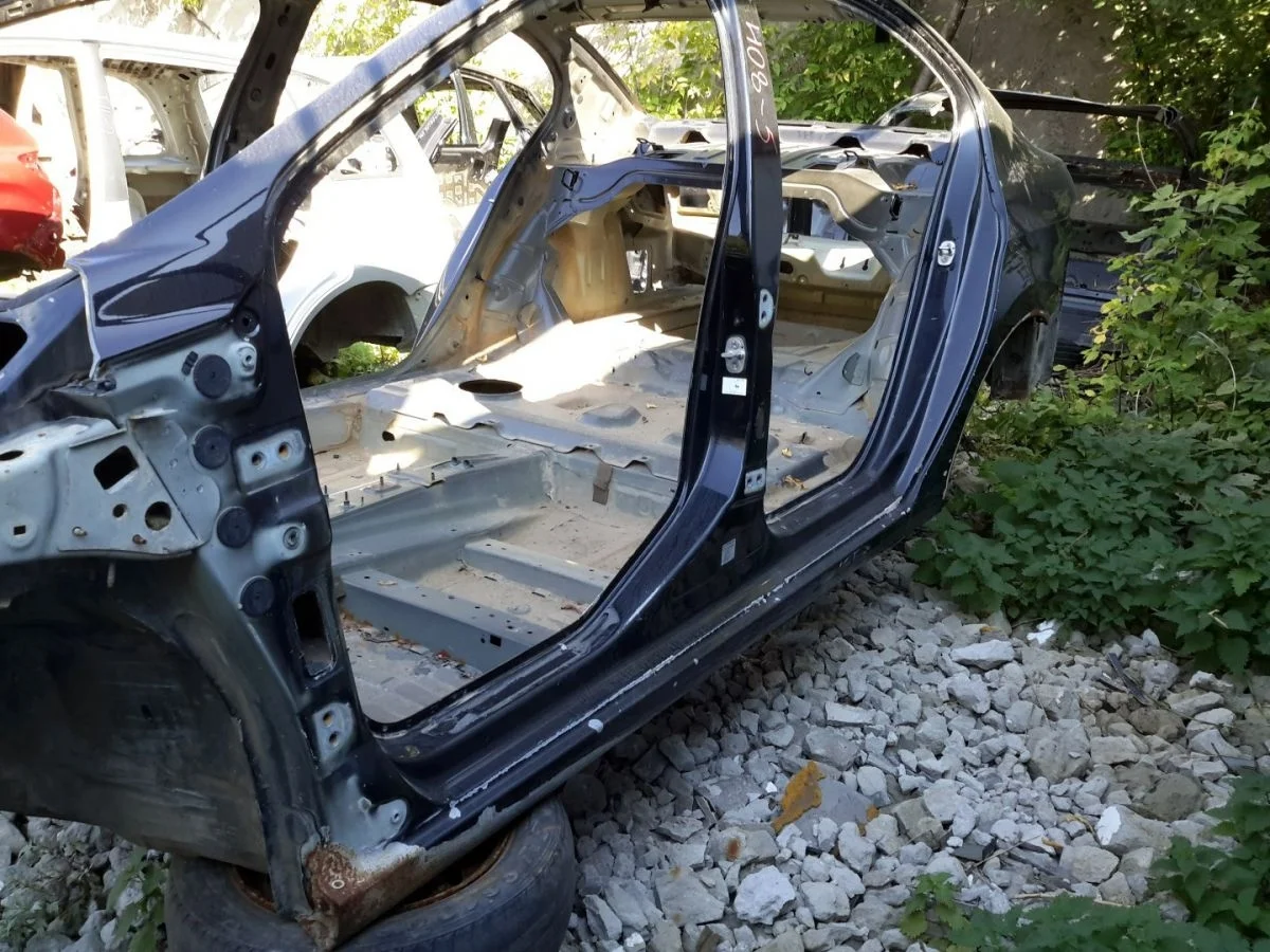 Порог левый Peugeot 408 I (2012—2017)