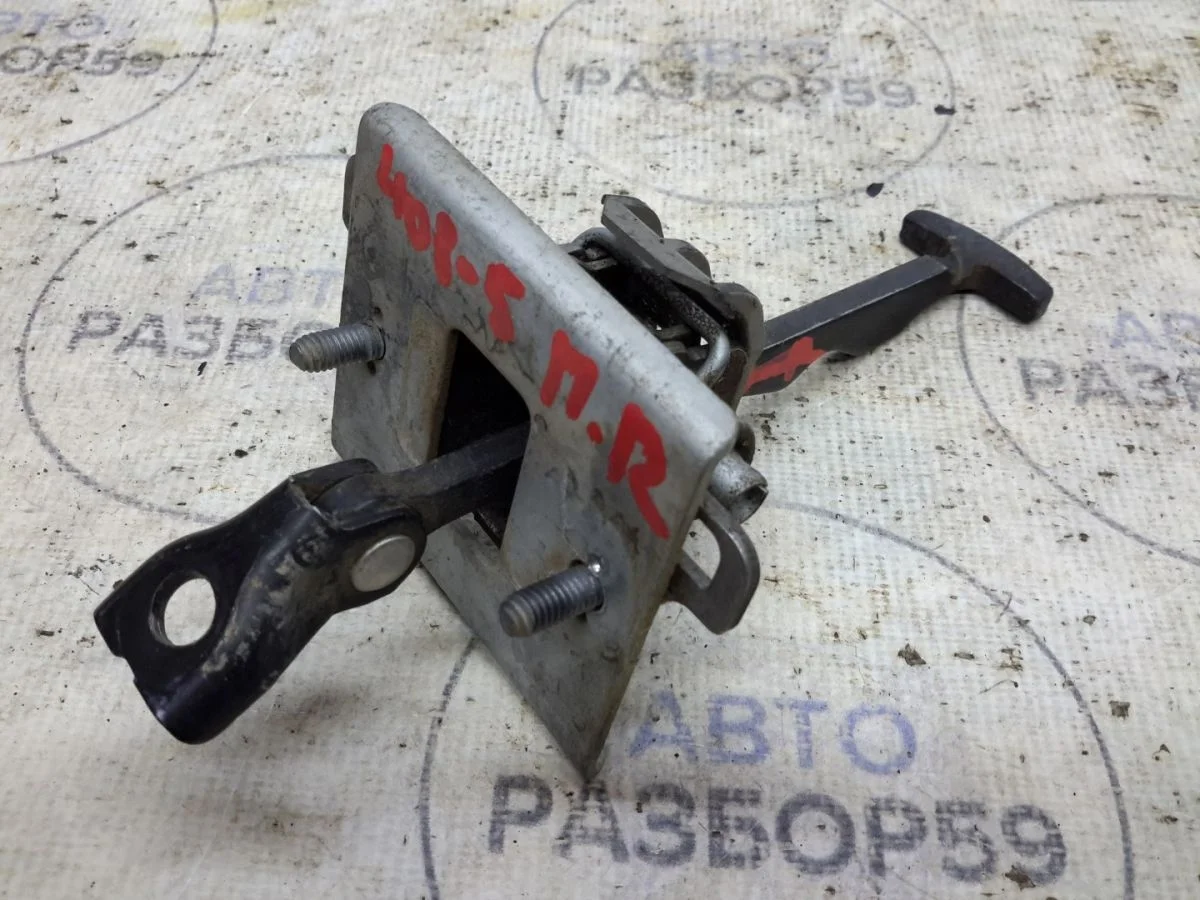 Ограничитель двери Peugeot 408 I (2012—2017)